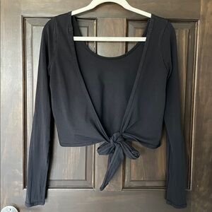 Lululemon It’s a Tie Long Sleeve - Black Size 4